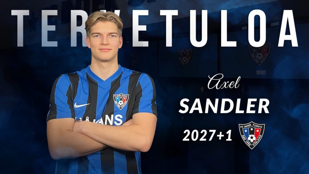 Topparilupaus Axel Sandler sinimustiin väreihin