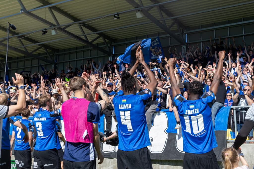 Turku on sinimusta ja Inter jatkaa sarjakärkenä!