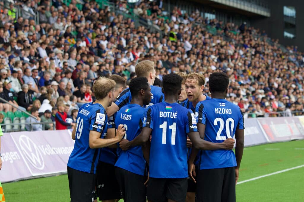 Veritas Stadion täyttyy Turun derbyyn la 23.5. – varmista paikkasi nopeasti!