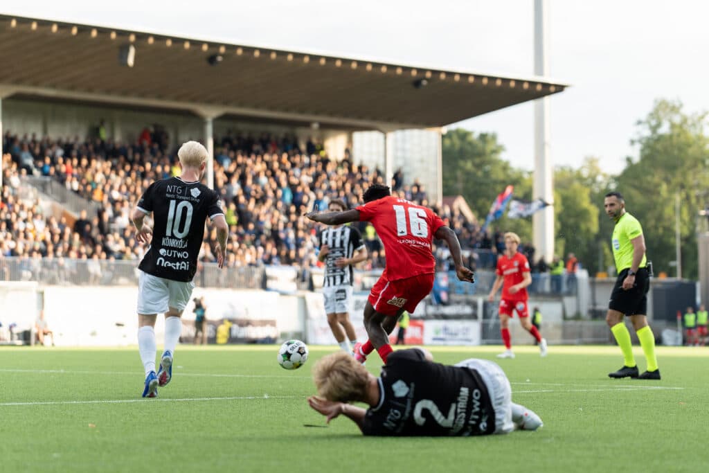 Inter joutuu tyytymään pisteeseen maalittoman tasapelin jälkeen